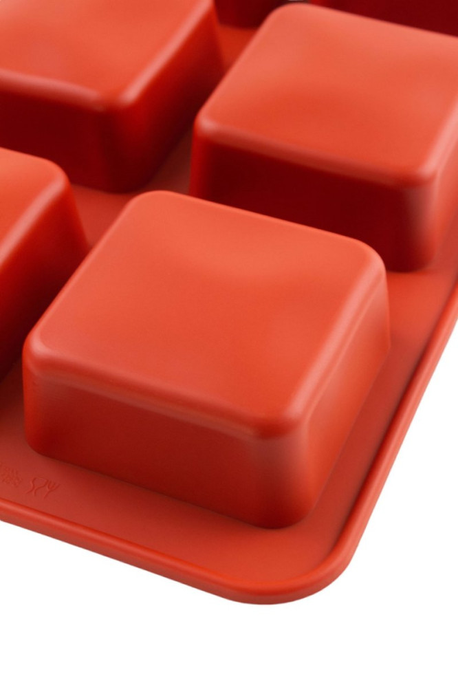 Форма силиконовая Профи Квадрат красная 6 секций 6,5х6,5 см
