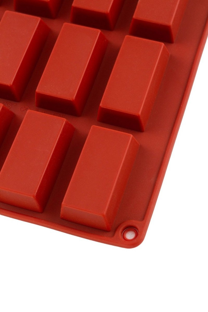 Форма силиконовая Профи Конфетка 20 ячеек красная 4,8х2,5 см